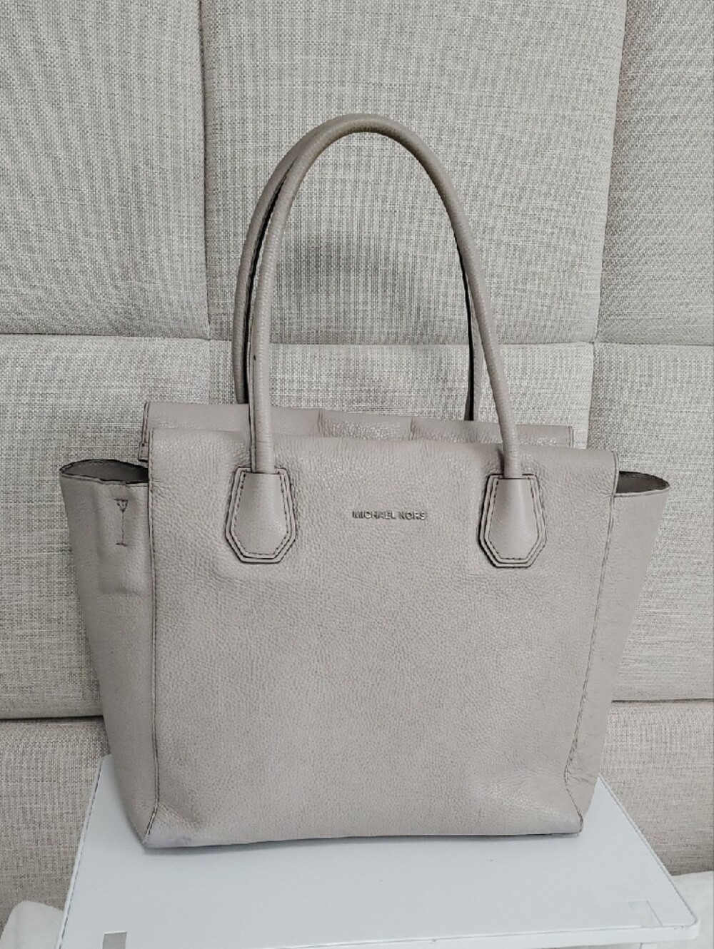 Michael Kors Mercer Light Taupe Leather Large Satchel